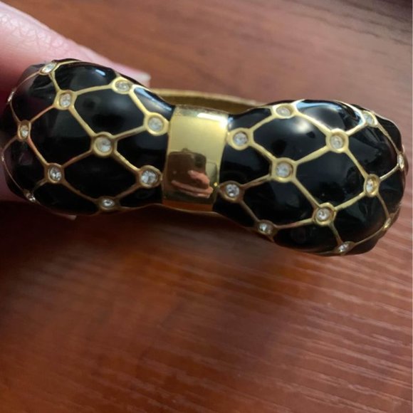 Swarovski Quilted Ribbon Bow Bangle Bracelet with Crystal Accents - Picture 2 of 4